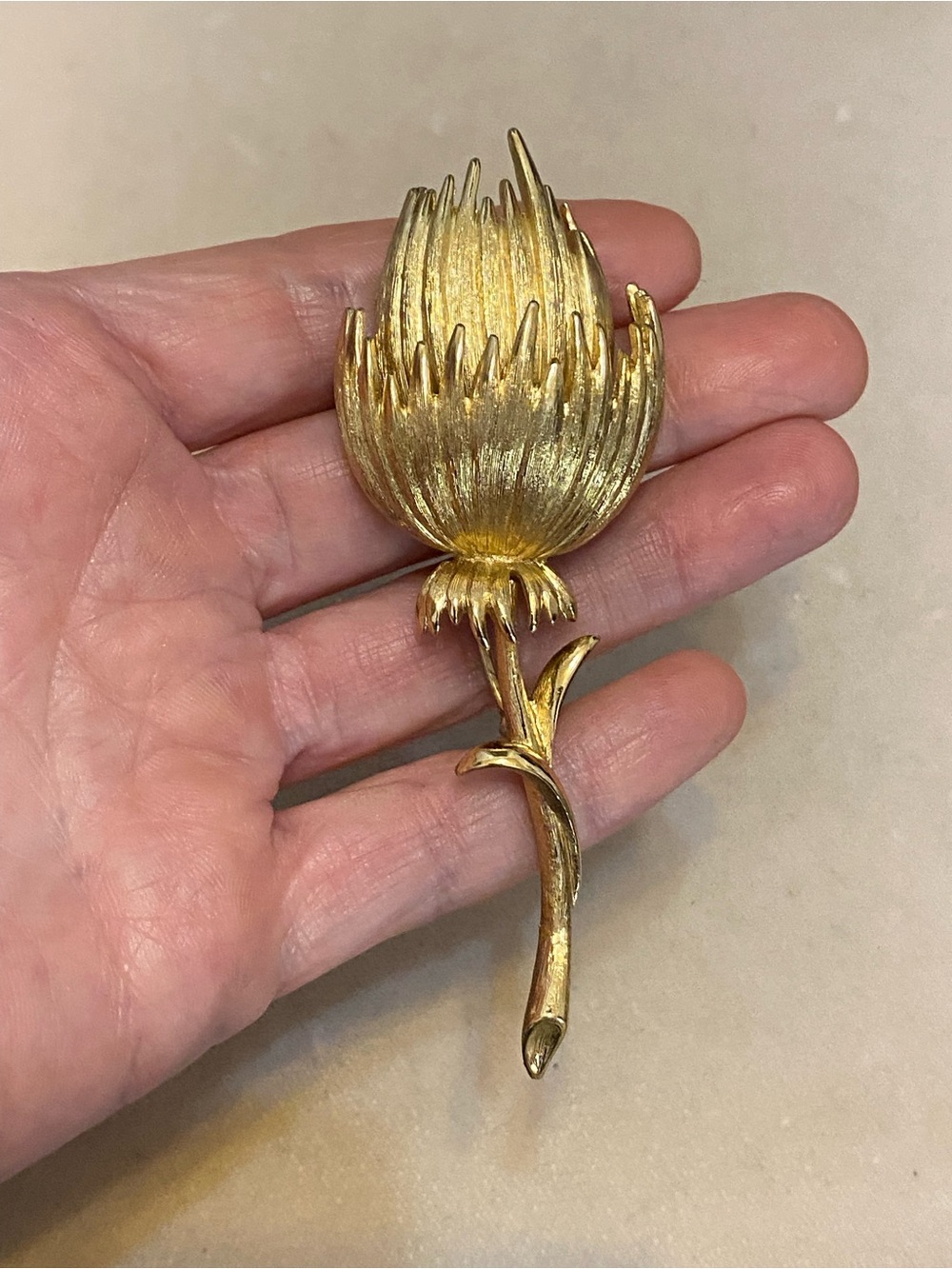 Vintage Monet Gold Tone Thistle Flower Brooch